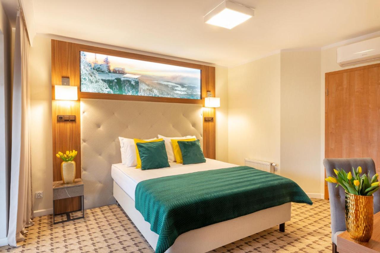 Hotel Verde Montana Wellness&Spa Kudowa-Zdrój Buitenkant foto